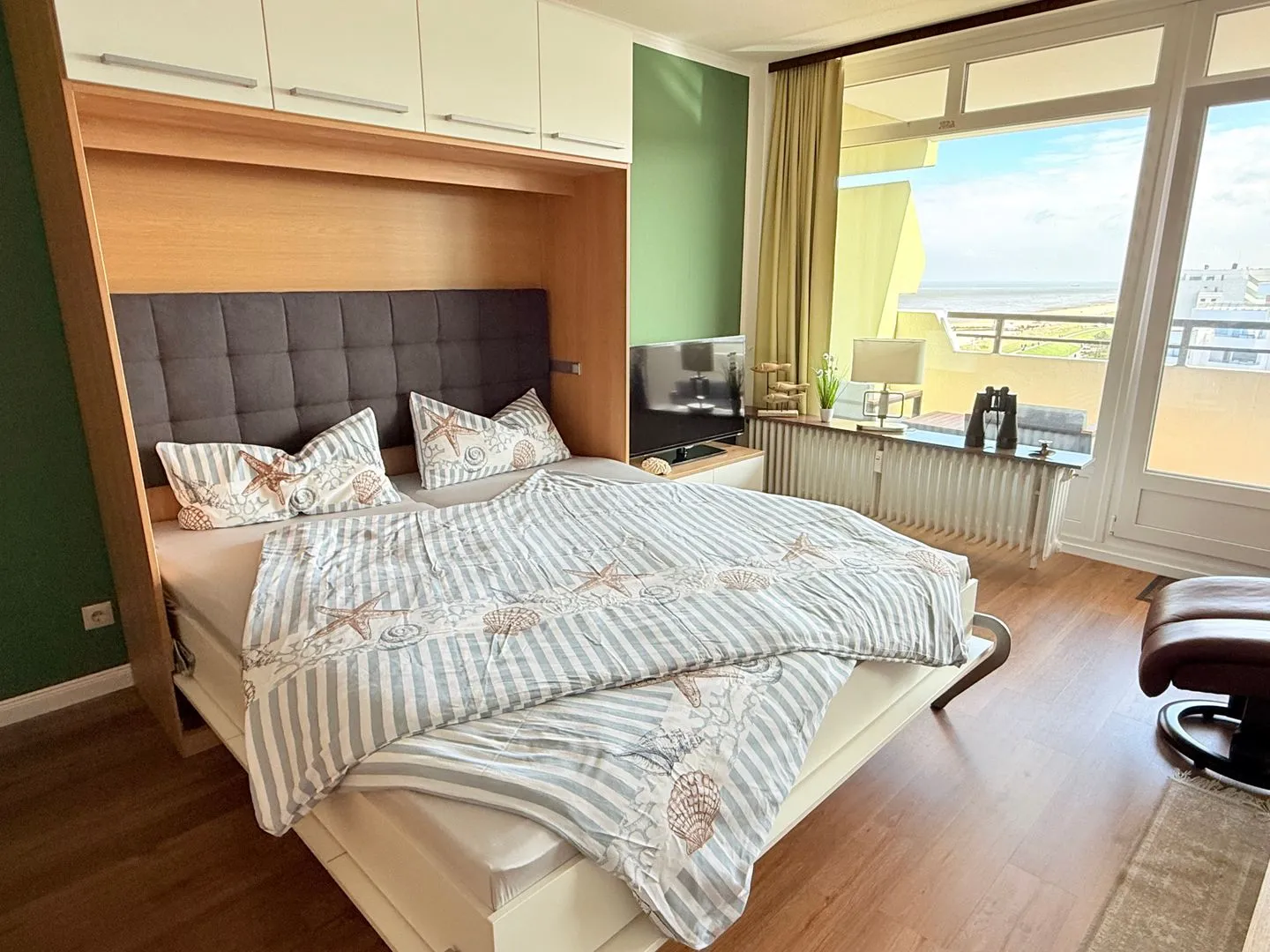 Panorama Whg. 111, 8. OG - Wohnzimmer