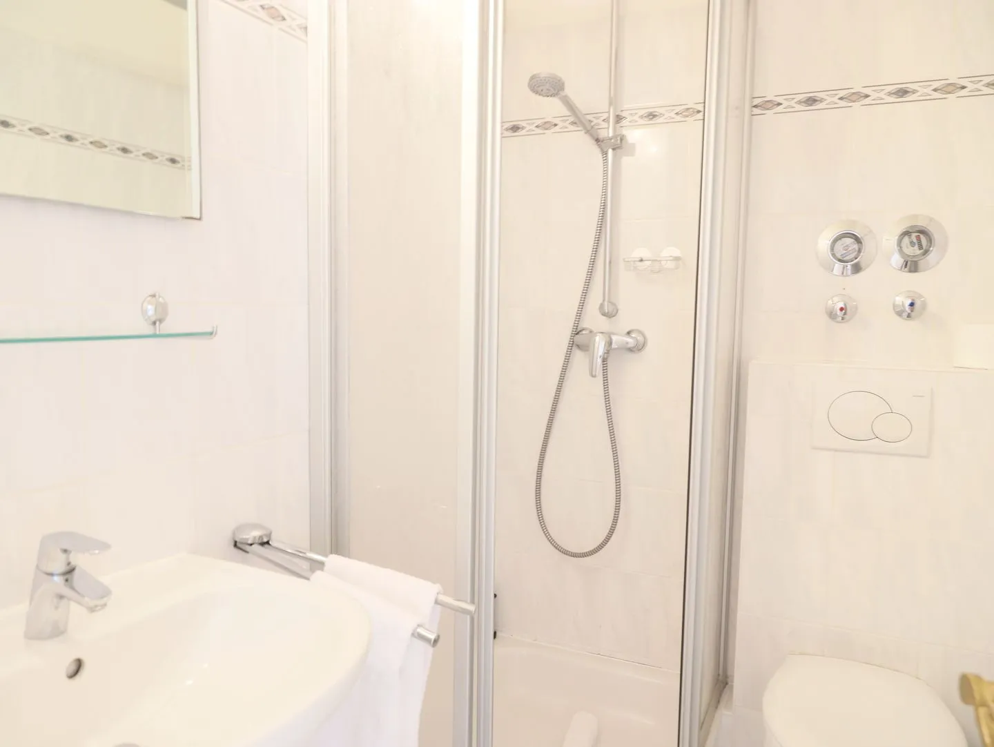 Dünenstr. 31a, OG rechts Wenningstedt - Badezimmer
