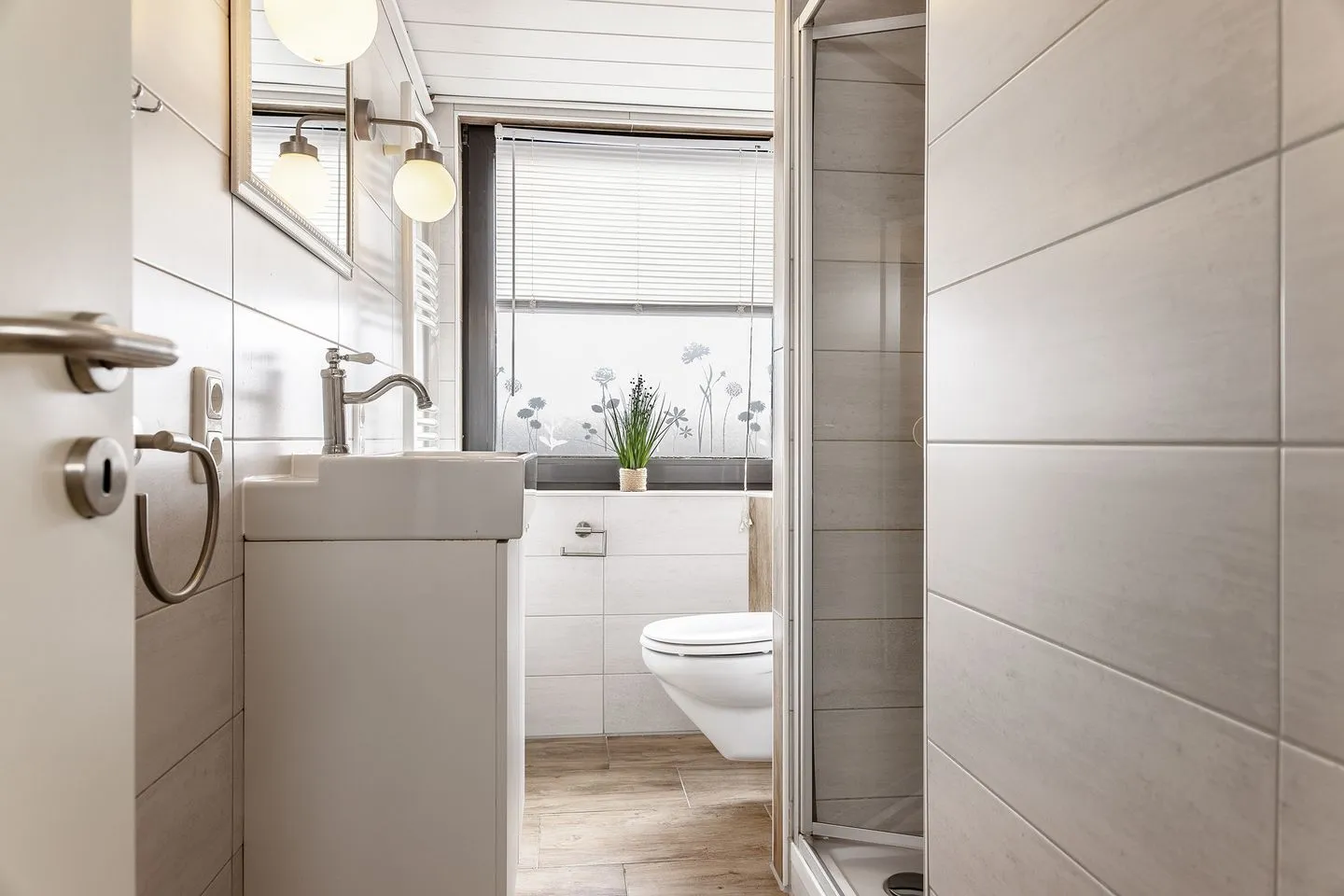 Marie.-Ulfers-Weg 12 Ferienwohnung 50146 Zentrum/Hafen/Bahnhofstr./ Mühlenstr. etc. -