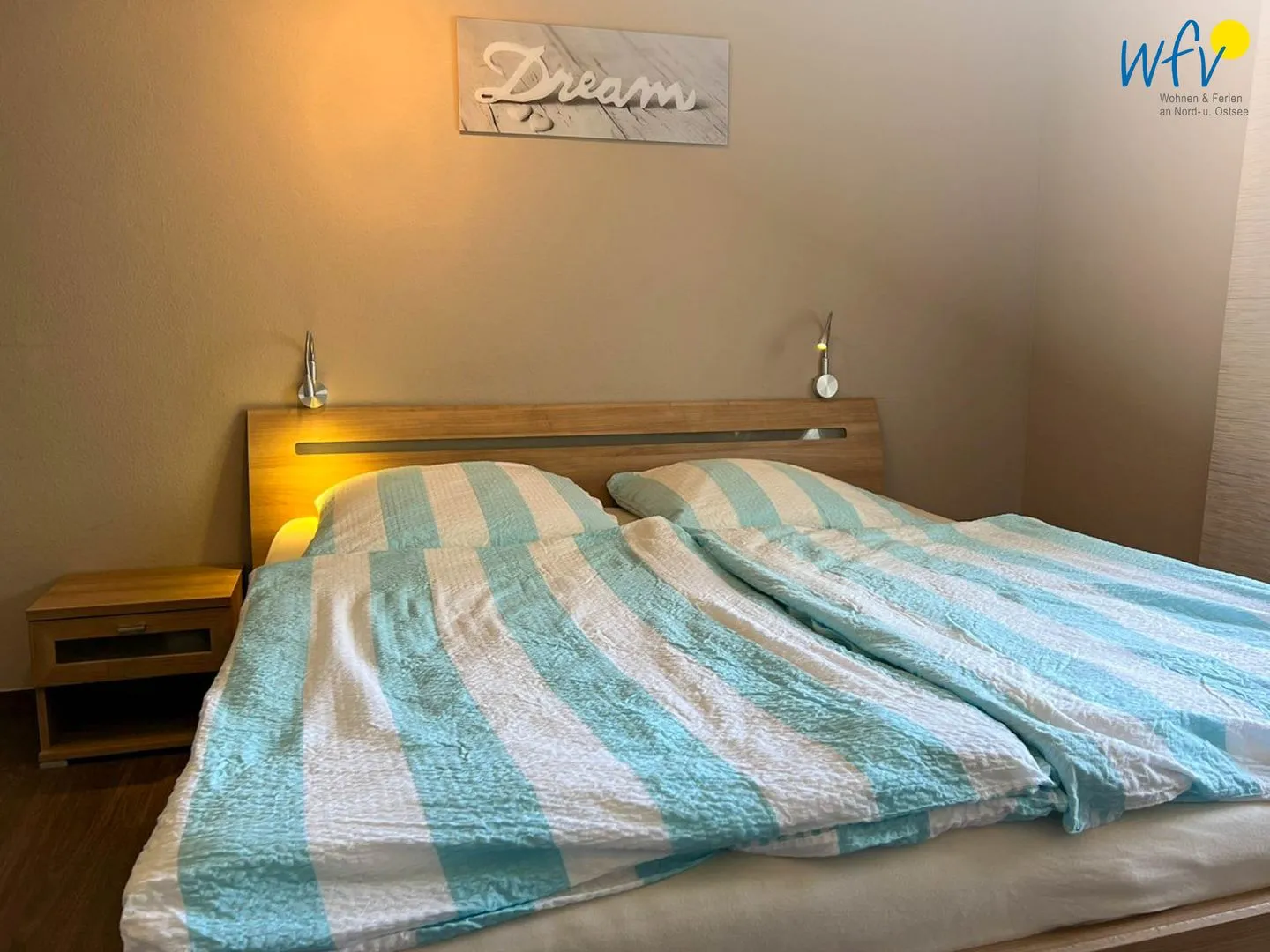 Haus Südwind Ferienwohnung 9 Wangerooge - Schlafzimmer