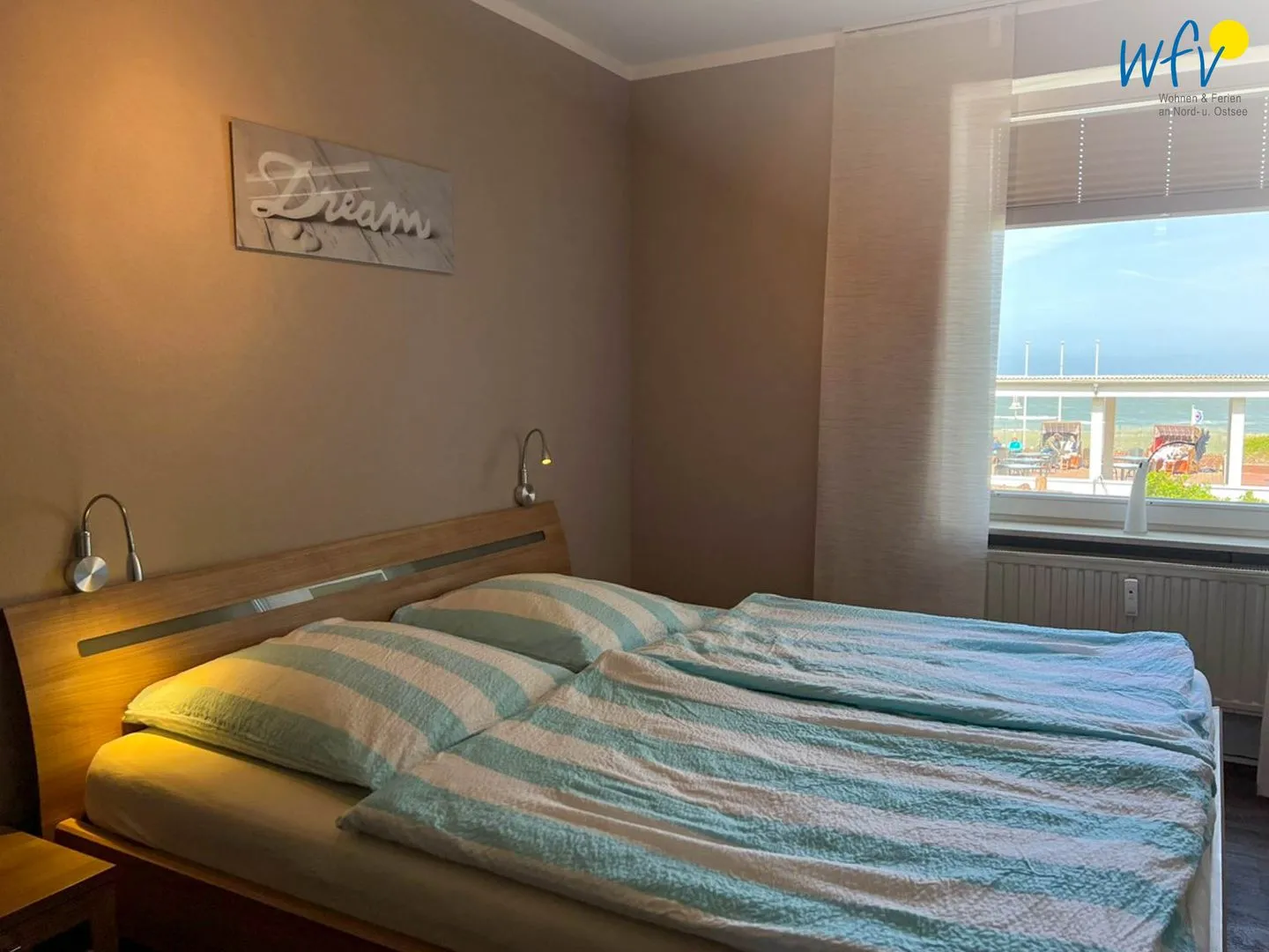 Haus Südwind Ferienwohnung 9 Wangerooge - Schlafzimmer