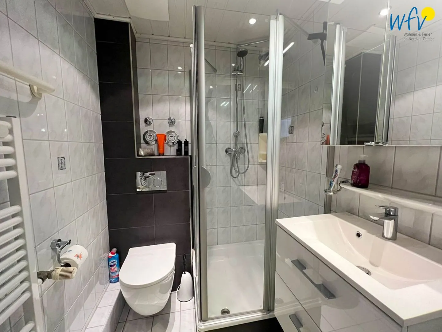 Haus Südwind Ferienwohnung 9 Wangerooge - Badezimmer