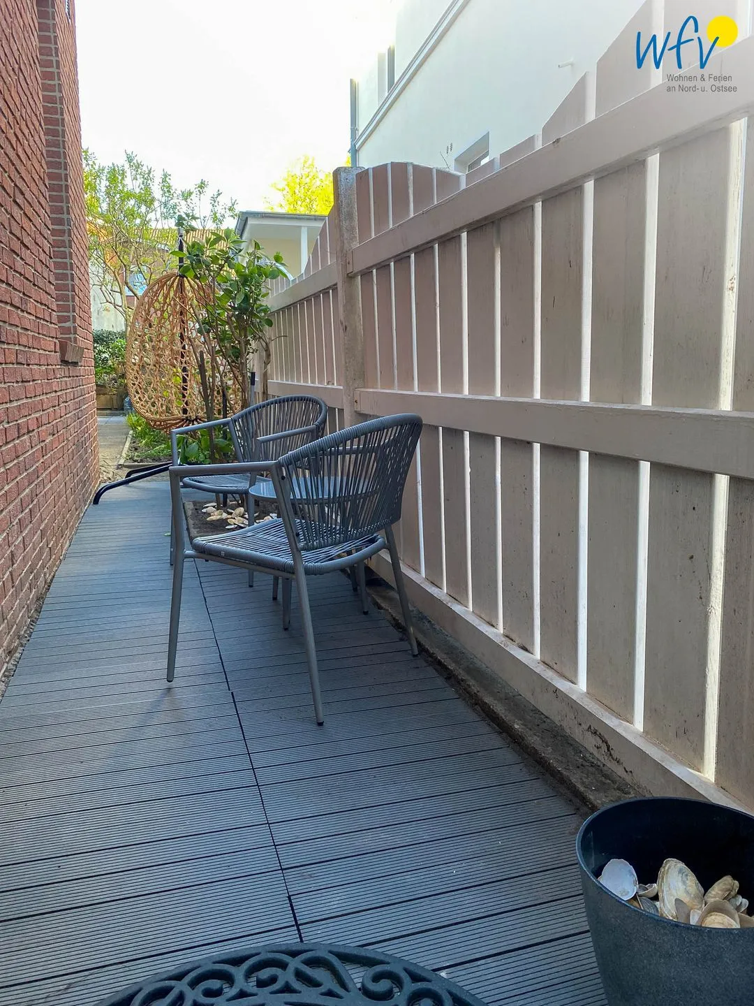 Haus Delphin Ferienwohnung 3 Borkum - Terrasse