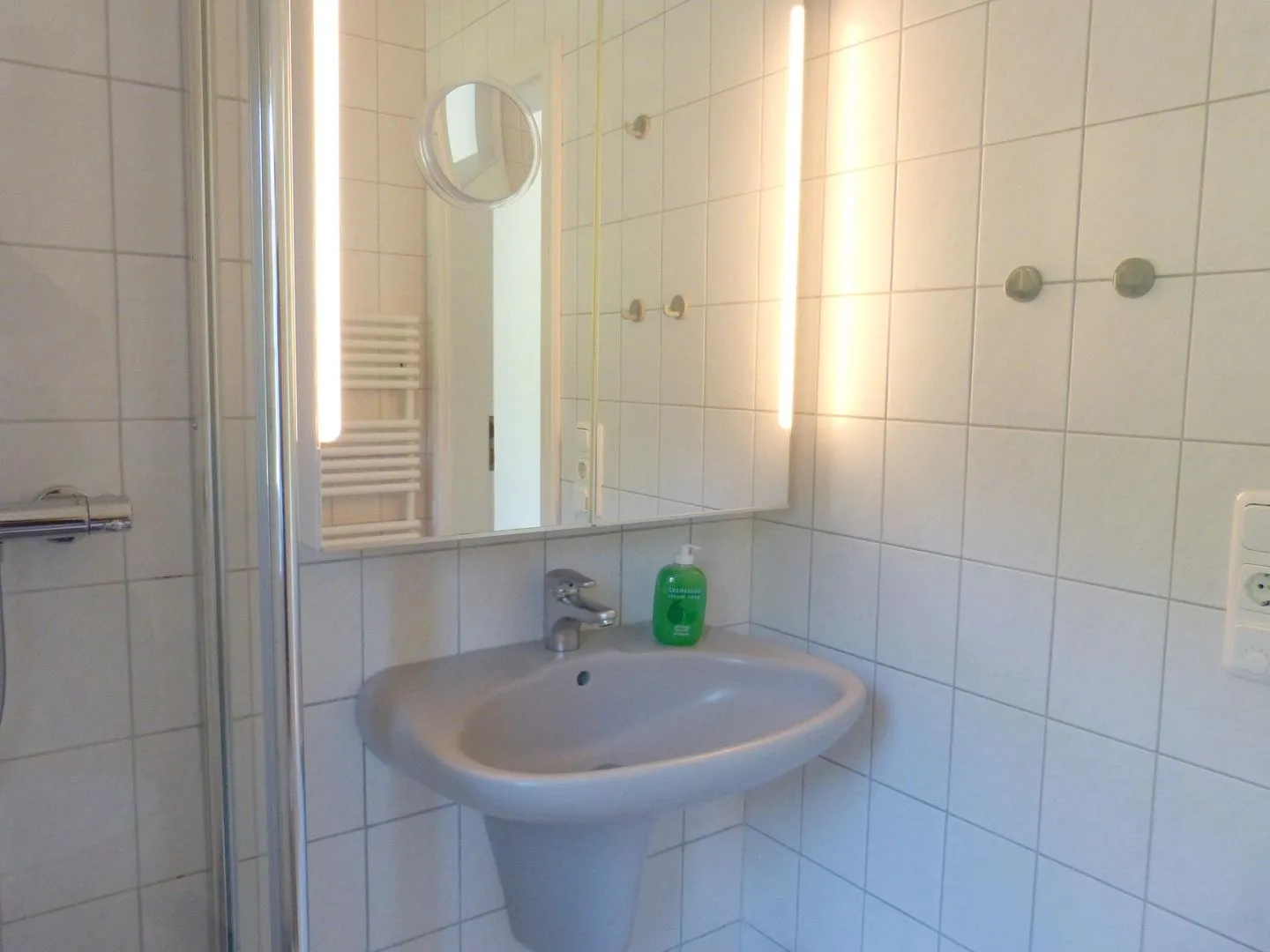 Haus *Strandweg 8* Friesenhaushälfte *Backbord* Süddorf auf Amrum - Badezimmer im Ferienhaus Backbord in Süddorf auf Amrum