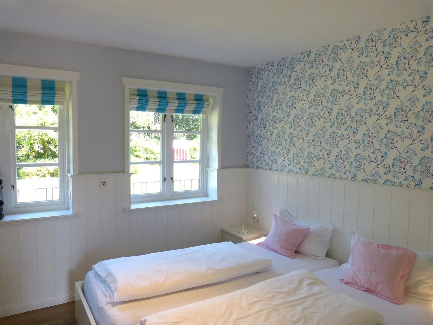 Haus *Strandweg 8* Friesenhaushälfte *Backbord* Süddorf auf Amrum - Schlafzimmer 1 im Ferienhaus Backbord in Süddorf auf Amrum