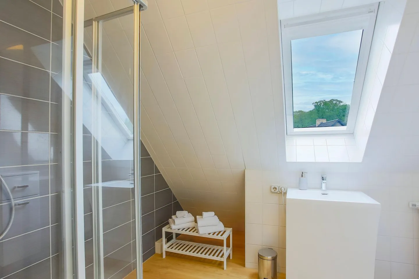 Landhus Alt-Schwerin - Gäste-WC