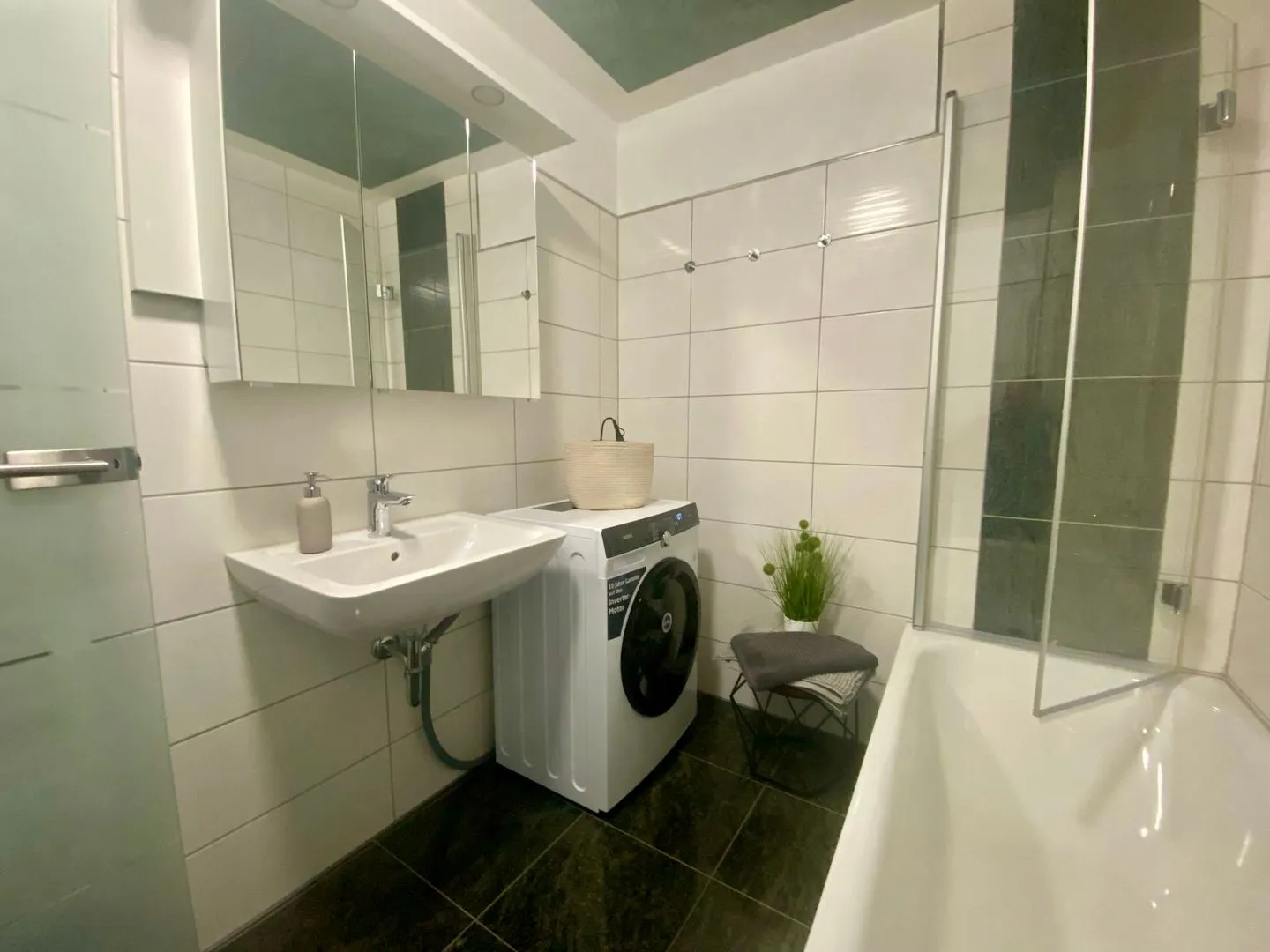 Wohnperle Neustadt - zentral, Parkplatz, Lift, Klimaanlage Dresden -