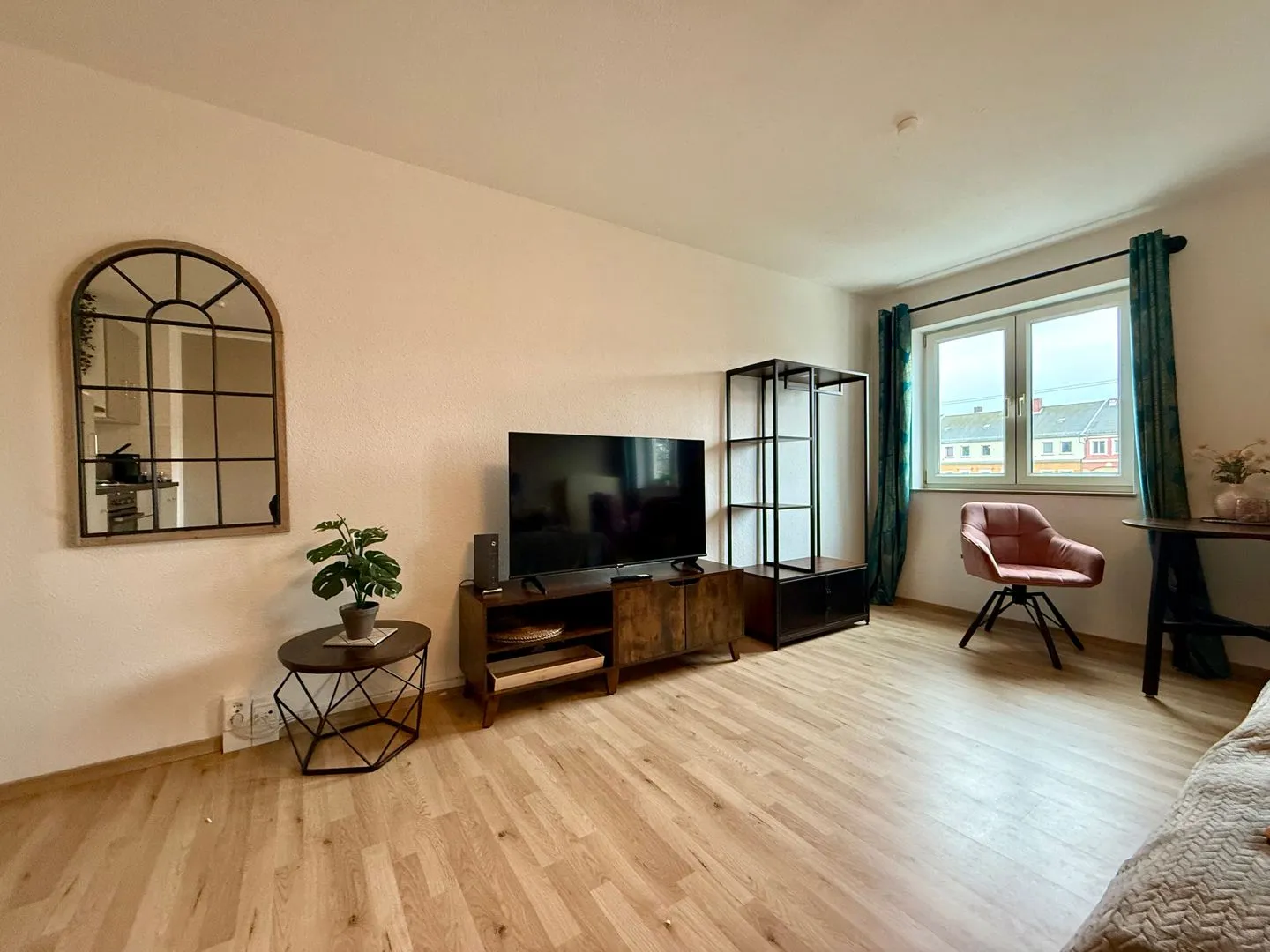 Wohnperle Neustadt - zentral, Parkplatz, Lift, Klimaanlage Dresden -
