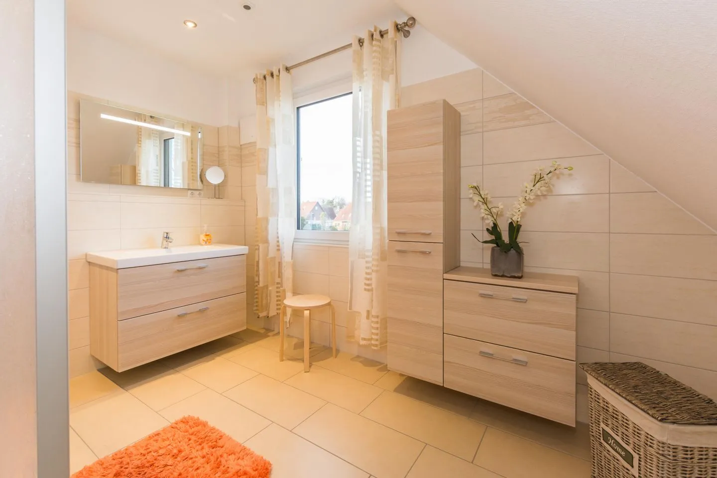 Ferienhaus - Deichweg 10 Ostseeheilbad Zingst - Badezimmer in der 1. Etage