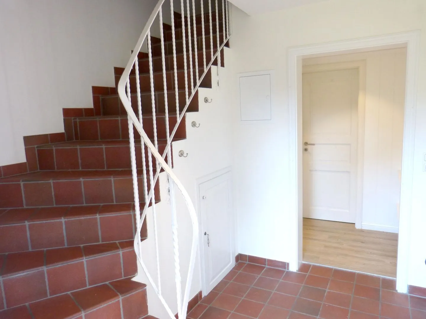 Haus *Strandweg 8* Friesenhaushälfte *Steuerbord* Süddorf auf Amrum - Treppenaufgang im Ferienhaus Steuerbord in Süddorf auf Amrum