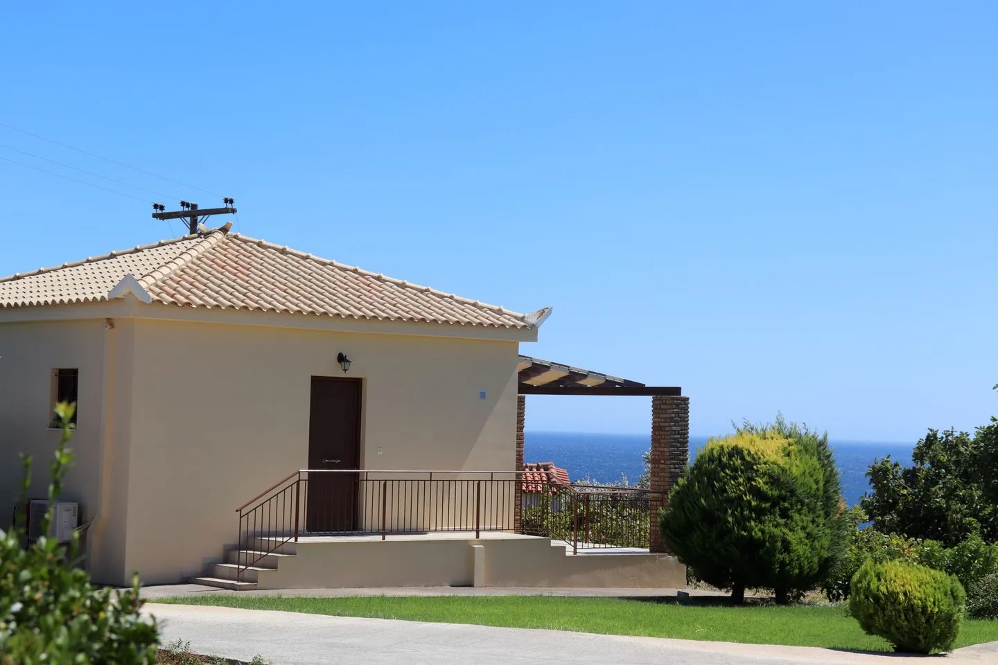 Takis Bizos House 2 Koroni - Main view