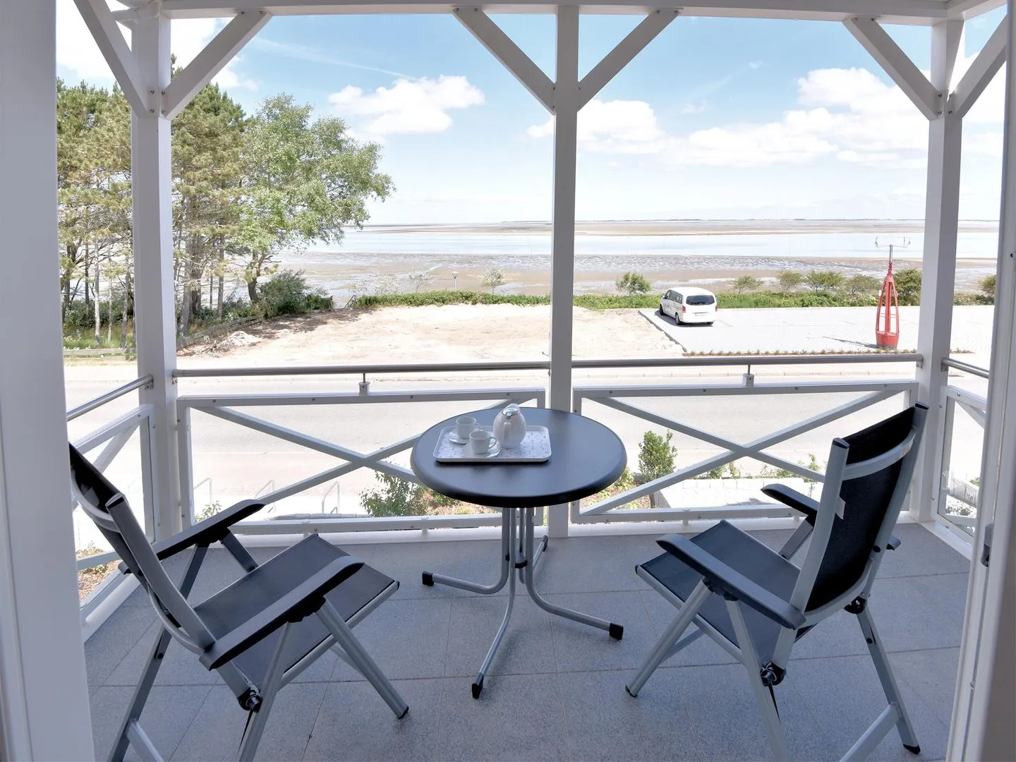 Haus *Weiße Düne* Ferienwohnung *Weiße Düne 5* Wittdün auf Amrum - Meerblick vom Balkon der Ferienwohnung Weiße Düne 5 in Wittdün auf Amrum