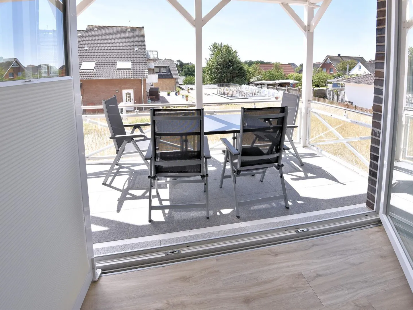 Haus *Weiße Düne* Ferienwohnung *Weiße Düne 5* Wittdün auf Amrum - Süd-Balkon der Ferienwohnung Weiße Düne 5 in Wittdün auf Amrum