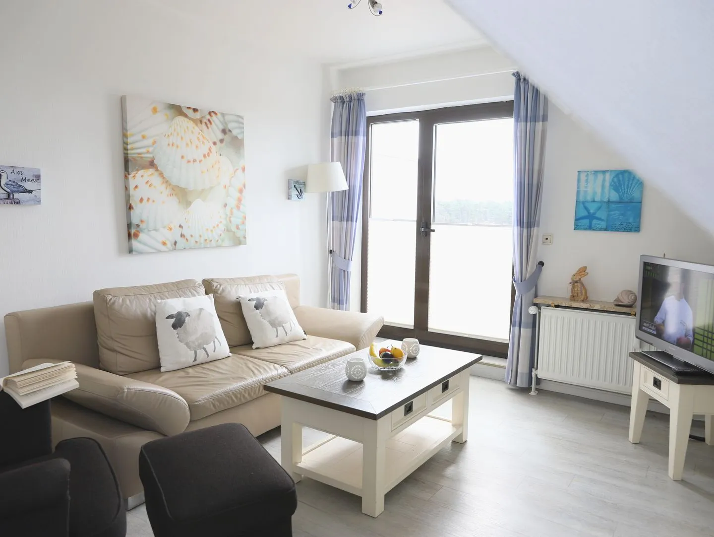 Fernsicht 12E, DG Wenningstedt - Wohnzimmer
