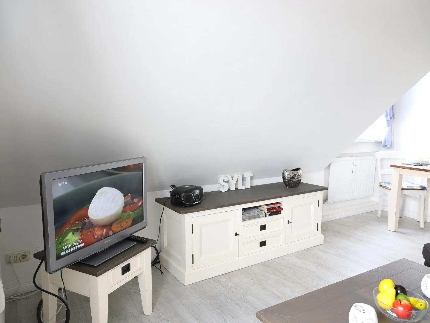 Fernsicht 12E, DG Wenningstedt - Wohnzimmer
