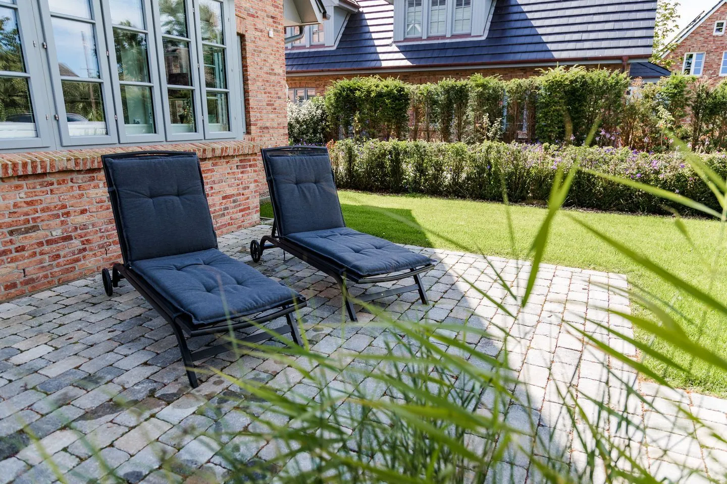 Caras Hus Midlum -
