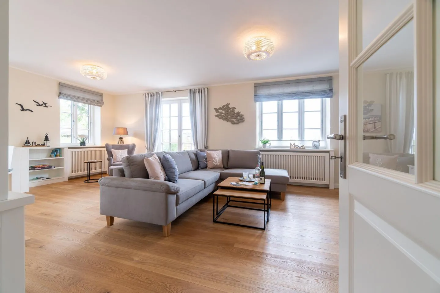 Caras Hus Midlum -