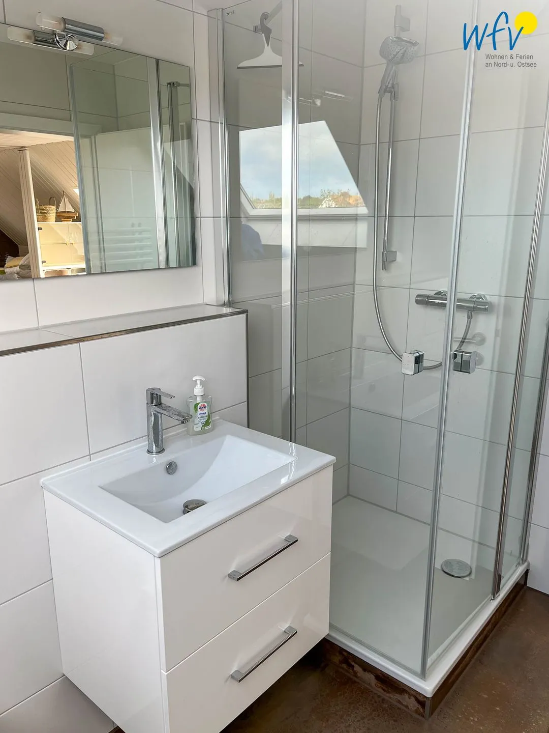 Haus Seemöwe Ferienwohnung Möwennest Borkum - Badezimmer