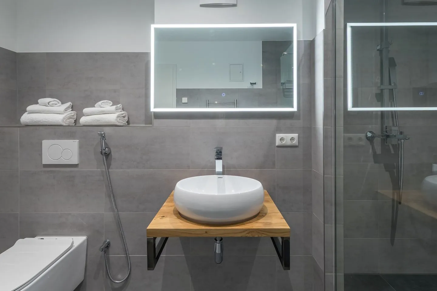 Wellenzauber Klink - Ferienwohnung Wellenzauber Badezimmer modern eingerichtet