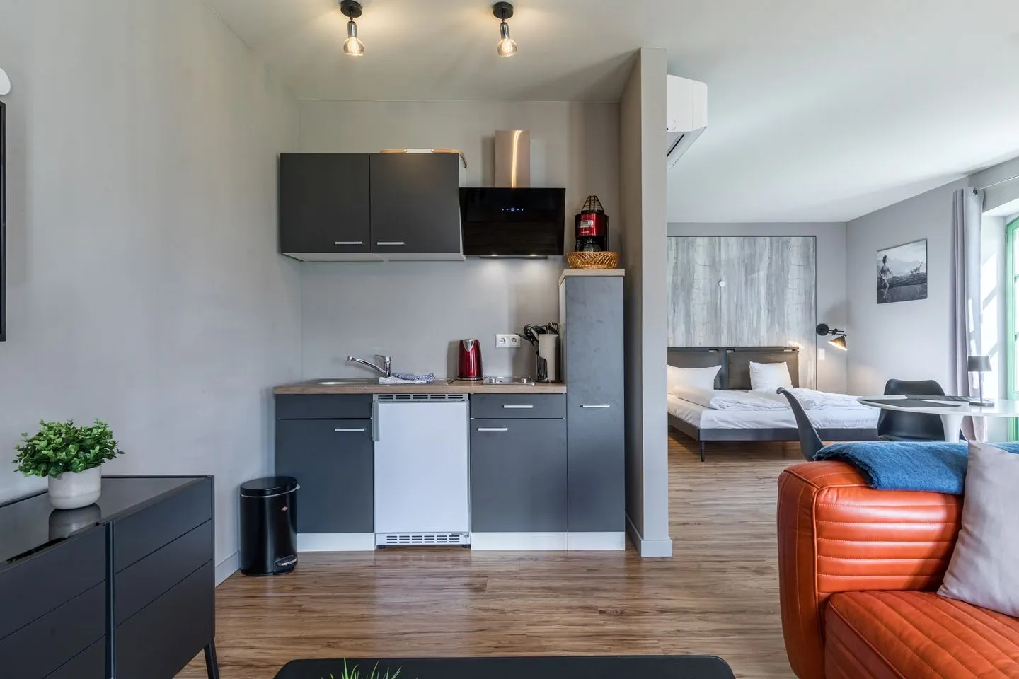 Müritzperle Klink - Ferienwohnung Müritzperle mit Küchenzeile und Kochmöglichkeit