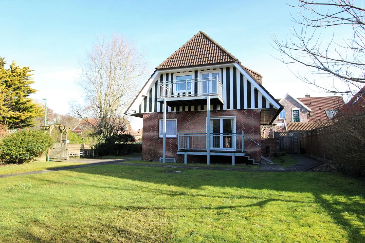 Kapteinshus - Brigg OG Langeoog -