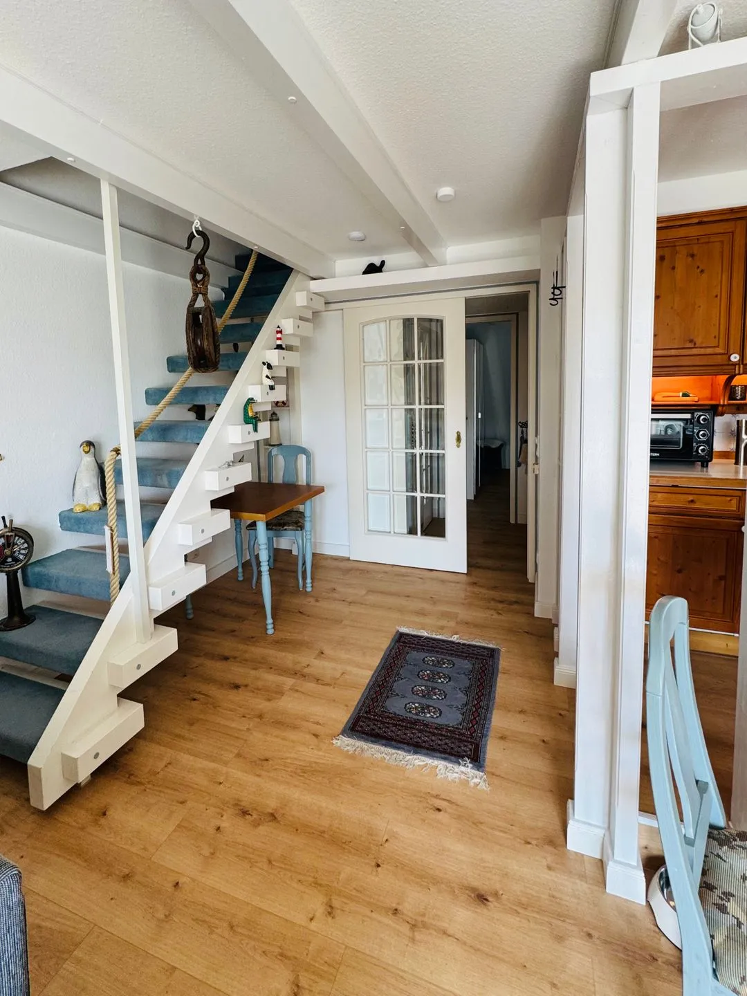 Captain`s Suite Dithmarschen - Wohnzimmer
