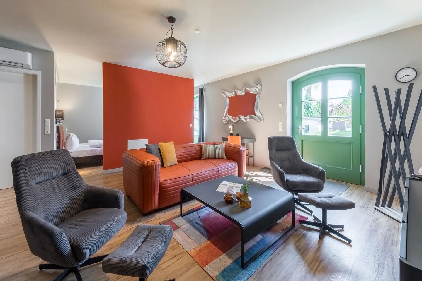 Wellenklang Klink - Ferienwohnung Wellenklang Wohnbereich mit Couch und Sesseln