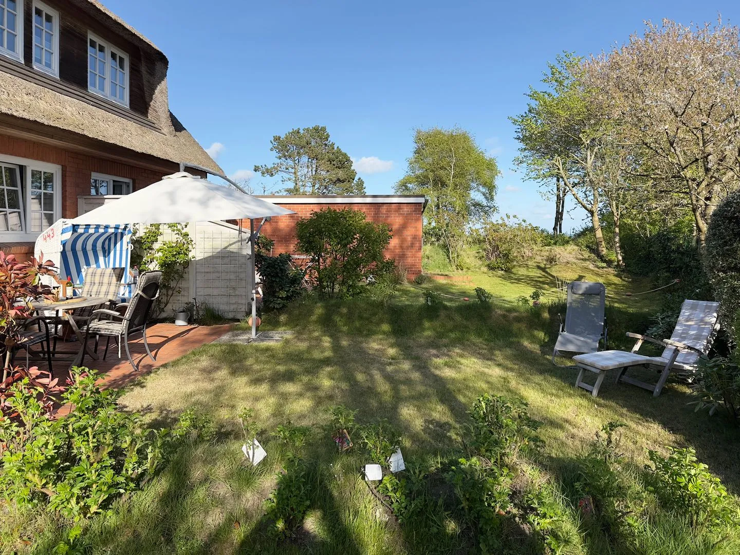 Haus Pesel Ferienwohnung *Reetblick* Norddorf auf Amrum - Garten