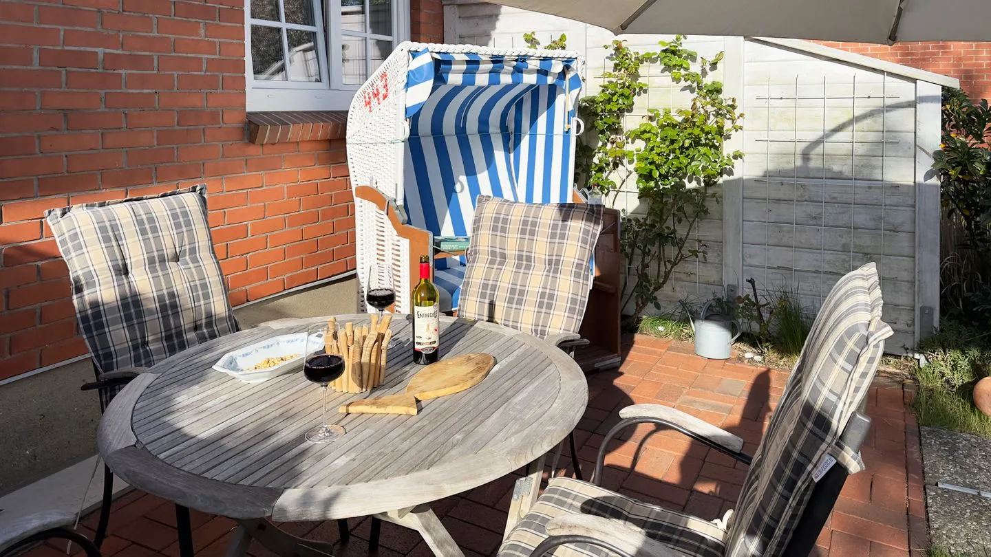 Haus Pesel Ferienwohnung *Reetblick* Norddorf auf Amrum - Terrasse