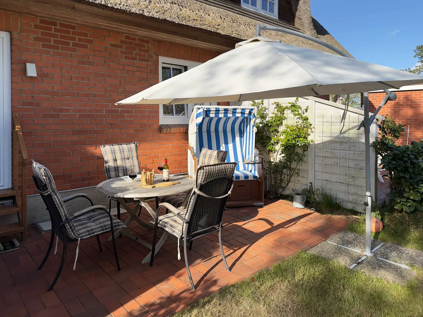 Haus Pesel Ferienwohnung *Reetblick* Norddorf auf Amrum - Terrasse
