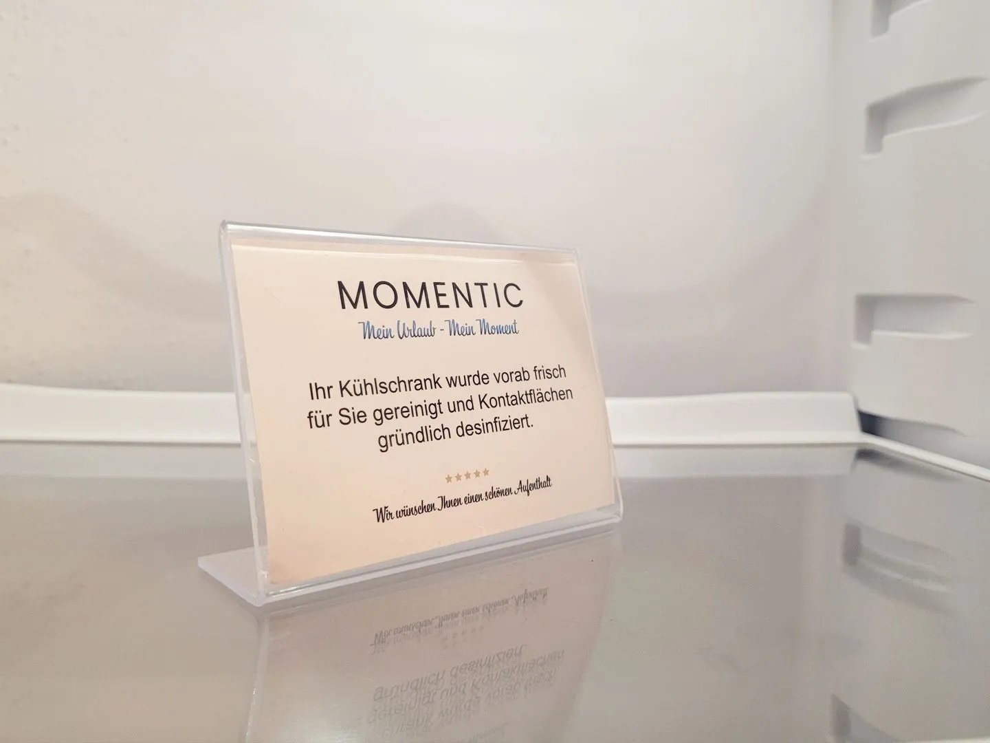 Moderne Lounge-Ferienwohnung mit Terrasse, Strandkorb, Parkplatz - 50 Meter zum Strand Sierksdorf - Momentic-Service