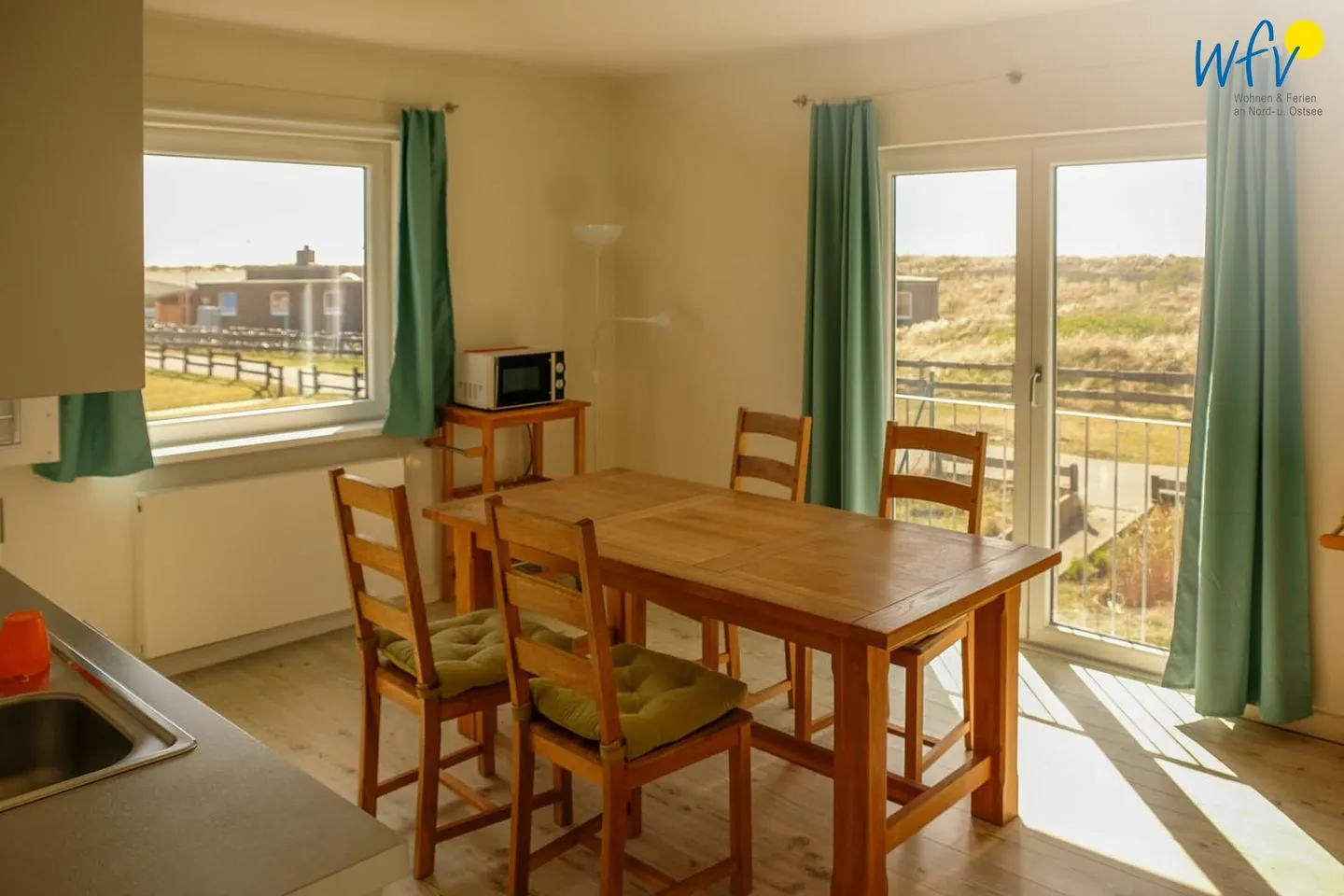 Haus Harle Hörn Ferienwohnung 1 und 2 Wangerooge - Küche / Küchenzeile