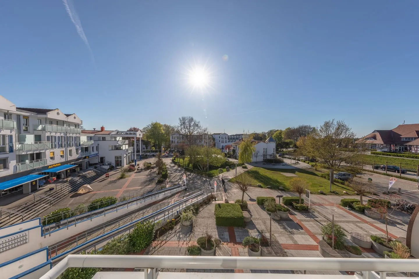 Windflüchter Zingst - Ferienwohnung Windflüchter Ausblick vom Balkon