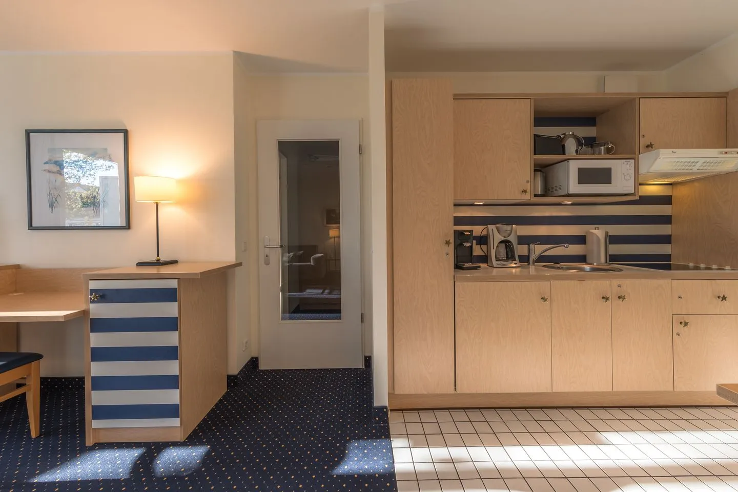 Krosse Krabbe Zingst - Ferienwohnung Krosse Krabbe Blick auf die Küchenzeile