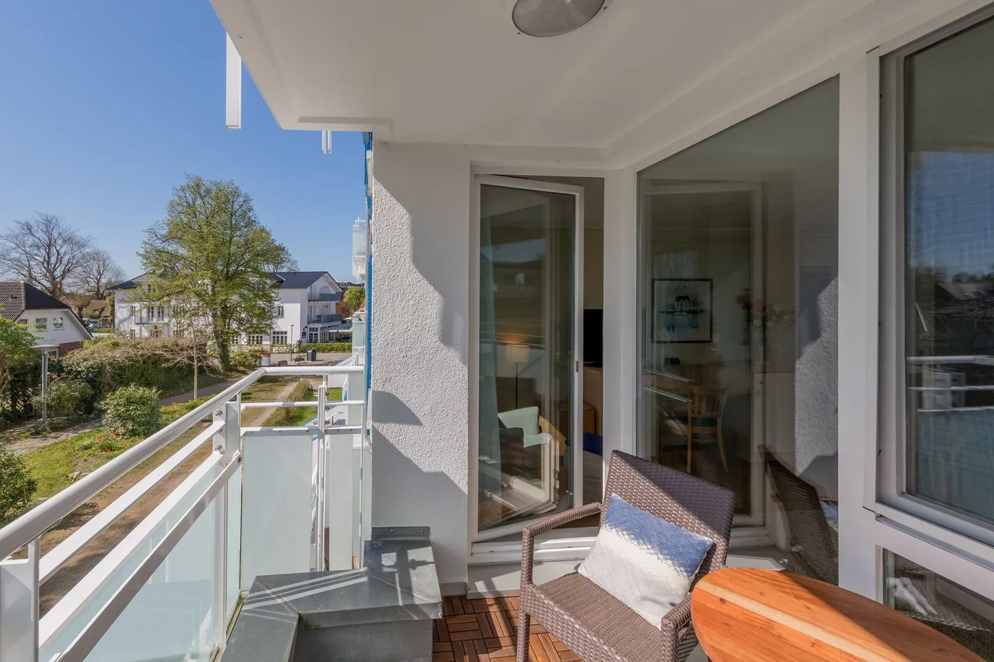 Herzmuschel Zingst - Ferienwohnung Herzmuschel Zugang auf den Balkon direkt über das Wohnzimmer