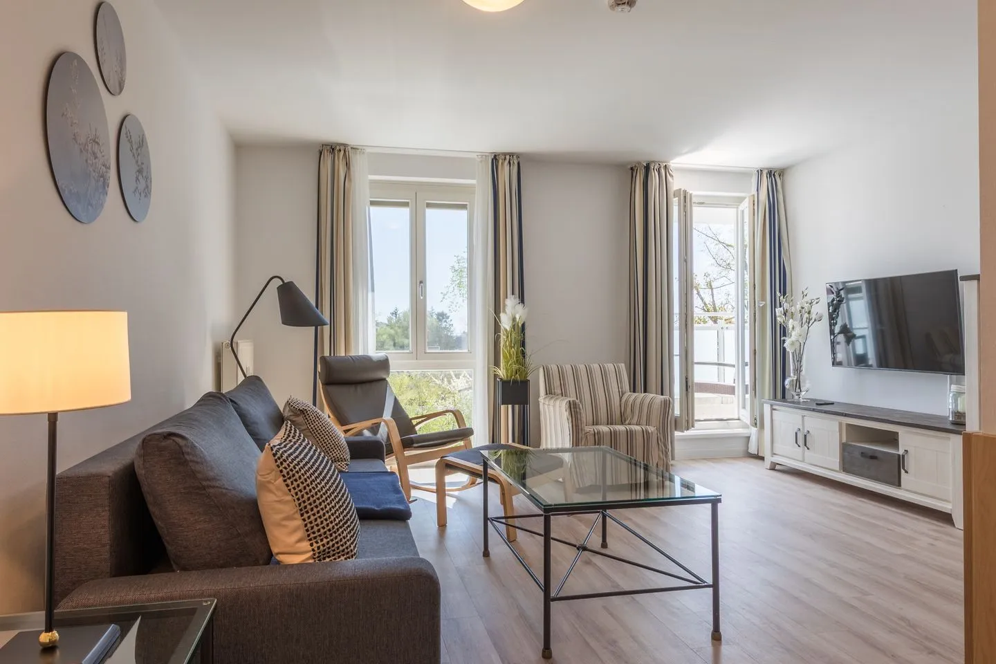 Sturmmöwe Zingst - Ferienwohnung Sturmmöwe Blick ins Wohnzimmer