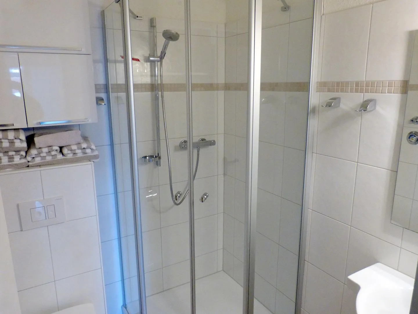 Haus *Therese* Ferienwohnung *Therese 8* Wittdün auf Amrum - Badezimmer der Ferienwohnung Therese 8 in Wittdün auf Amrum