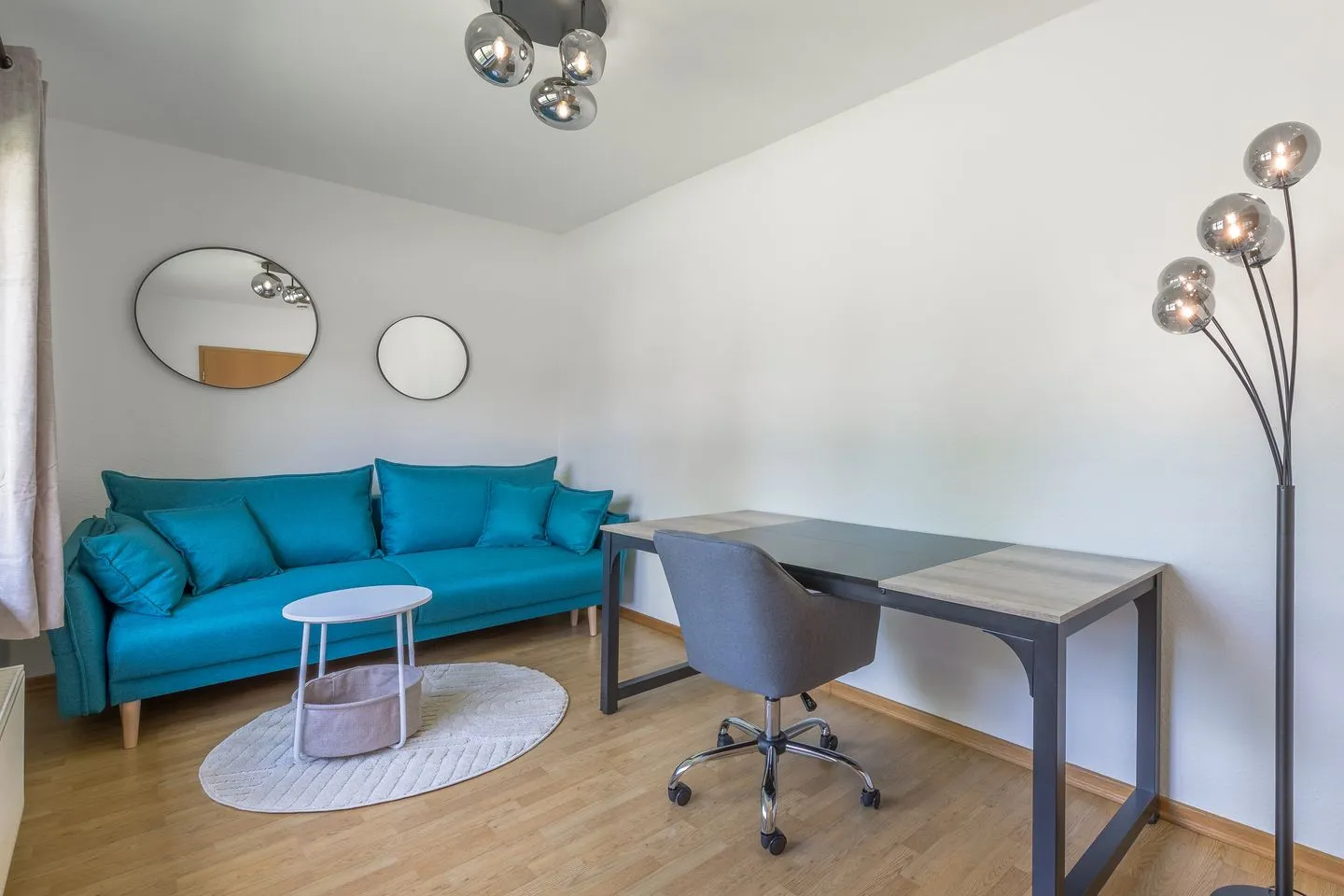 WiesenQuartier Penkow - Ferienhaus Wiesenquartier Penkow Schreibtisch im Ergeschoss