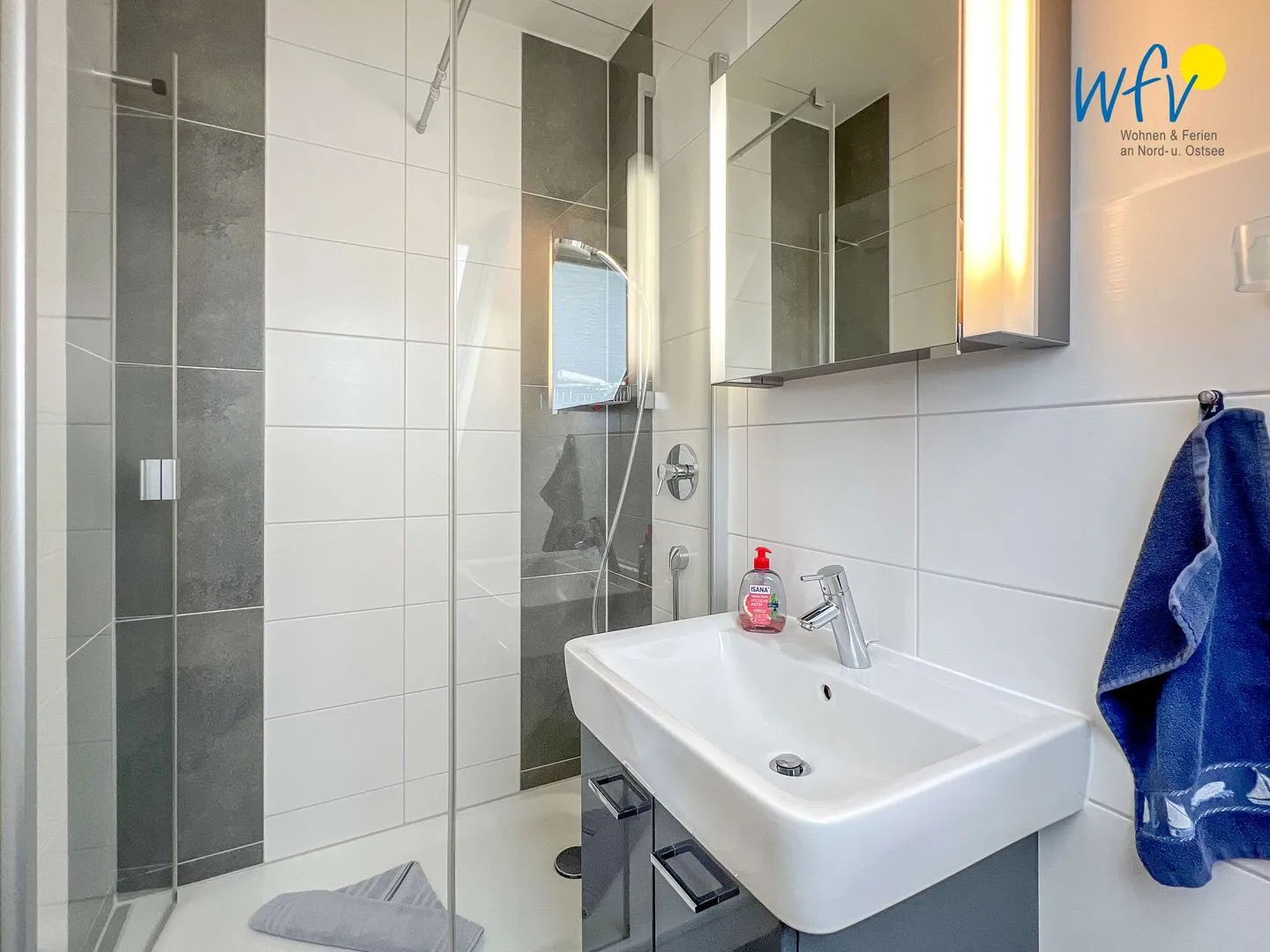 Apartmenthaus Roberta Ferienwohnung Leuchtturm Borkum - Badezimmer