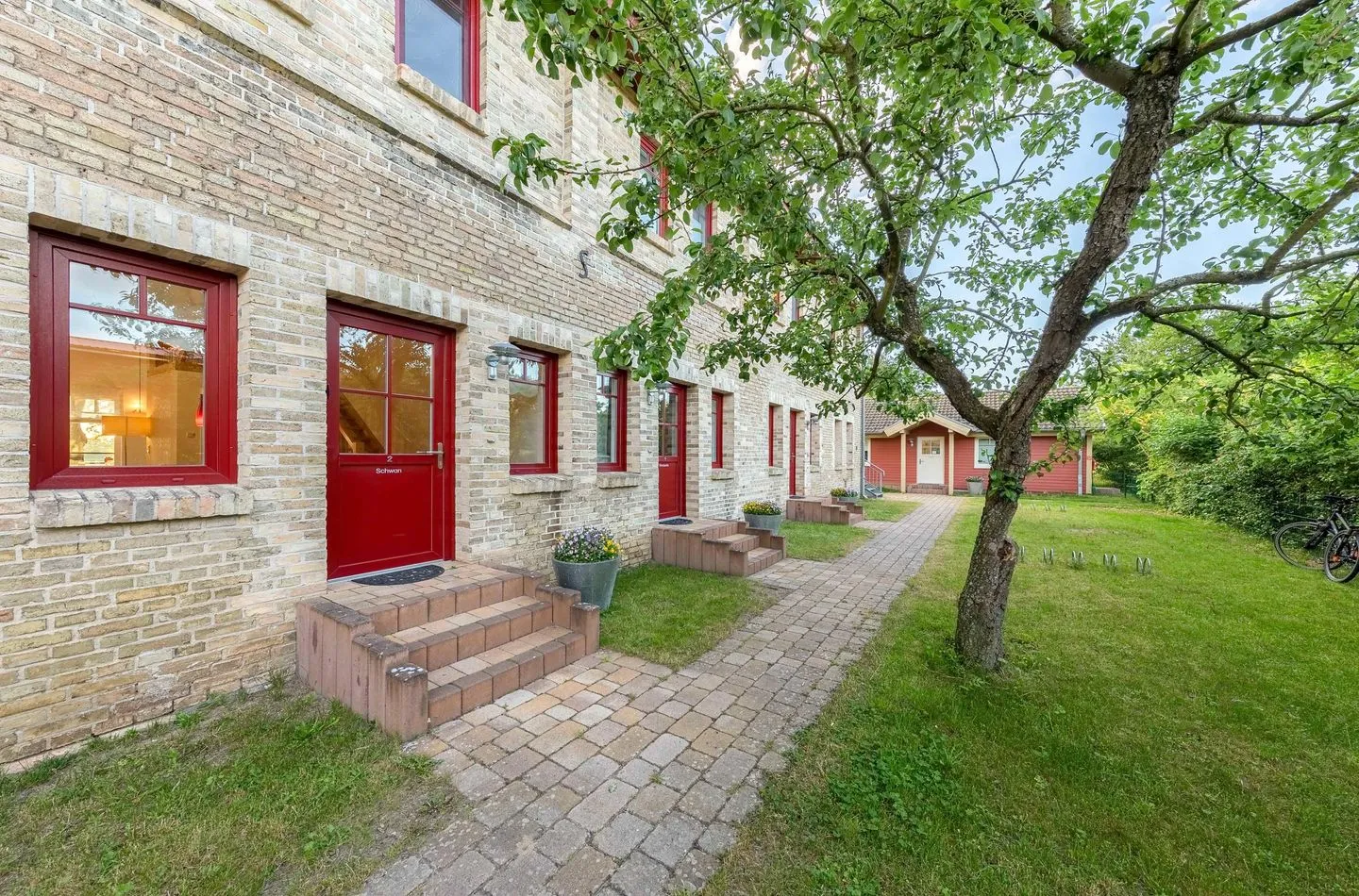 Zwergtaucher Jabel - Ferienwohnung Zwergtaucher Außenansicht vom Haus