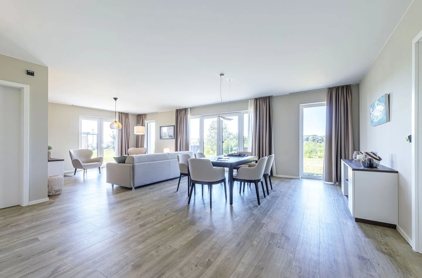 Strandidylle Wustrow - Ferienwohnung Strandidylle Ostseebad Wustrow mit großzügigen Wohnbereich