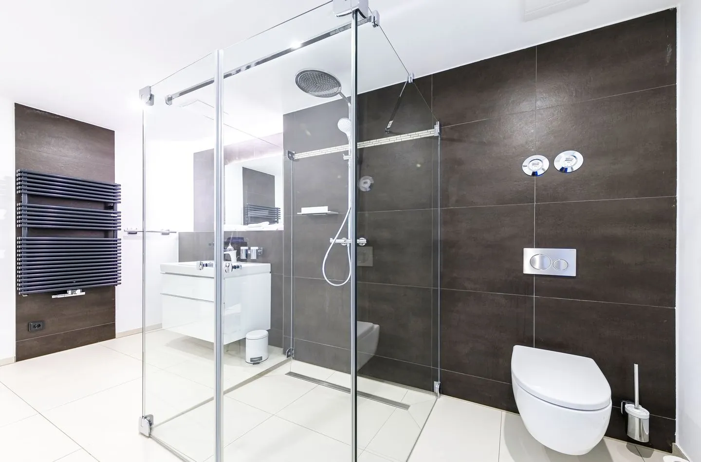 Strandidylle Wustrow - Ferienwohnung Strandidylle Ostseebad Wustrow Badezimmer mit ebenerdiger Dusche