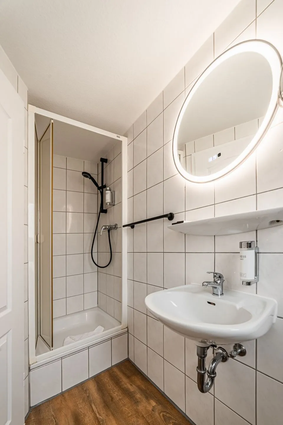 Hotel Seepferdchen | Zimmer 1 | Eckernförde Eckernförde - Badezimmer