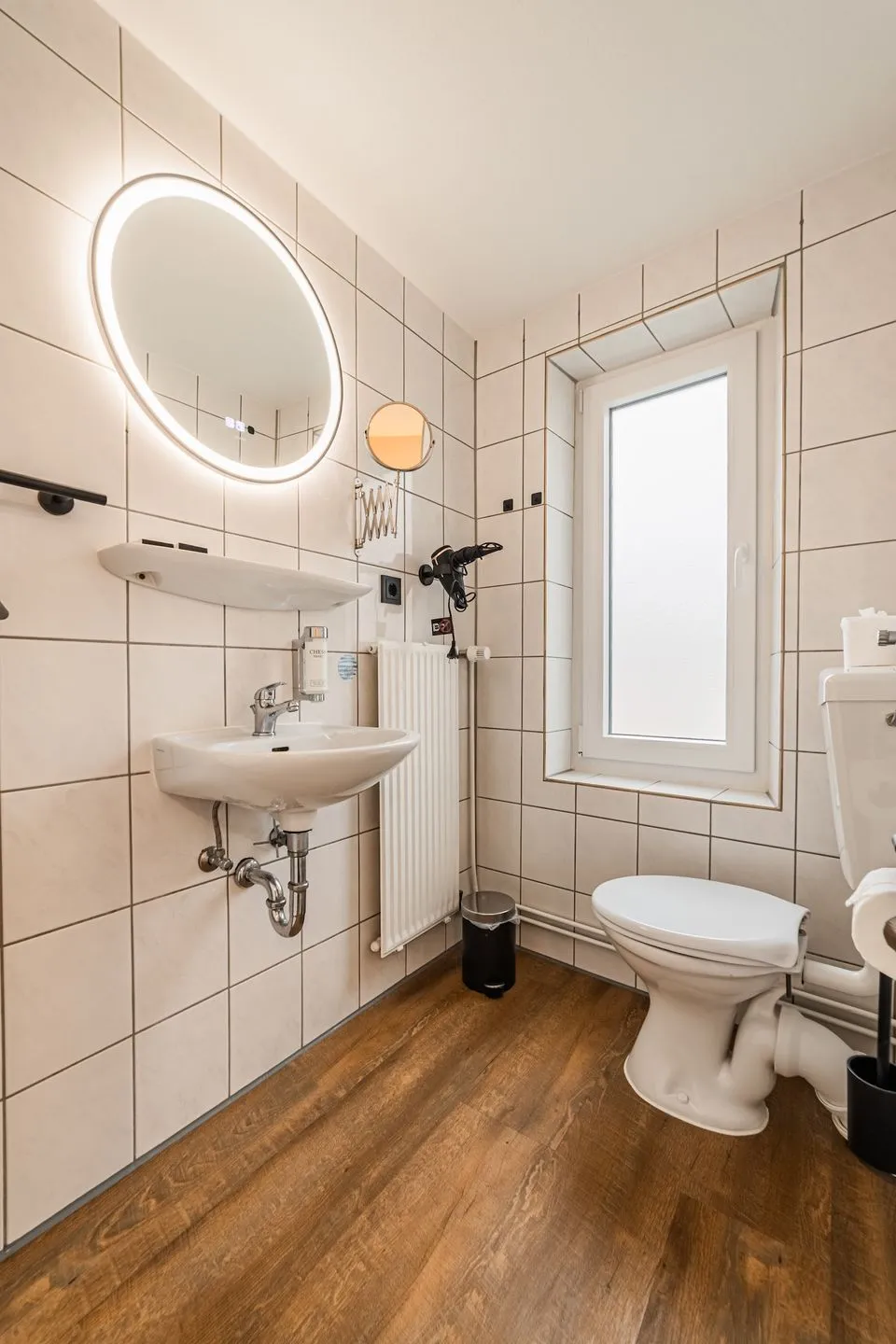 Hotel Seepferdchen | Zimmer 1 | Eckernförde Eckernförde - Badezimmer