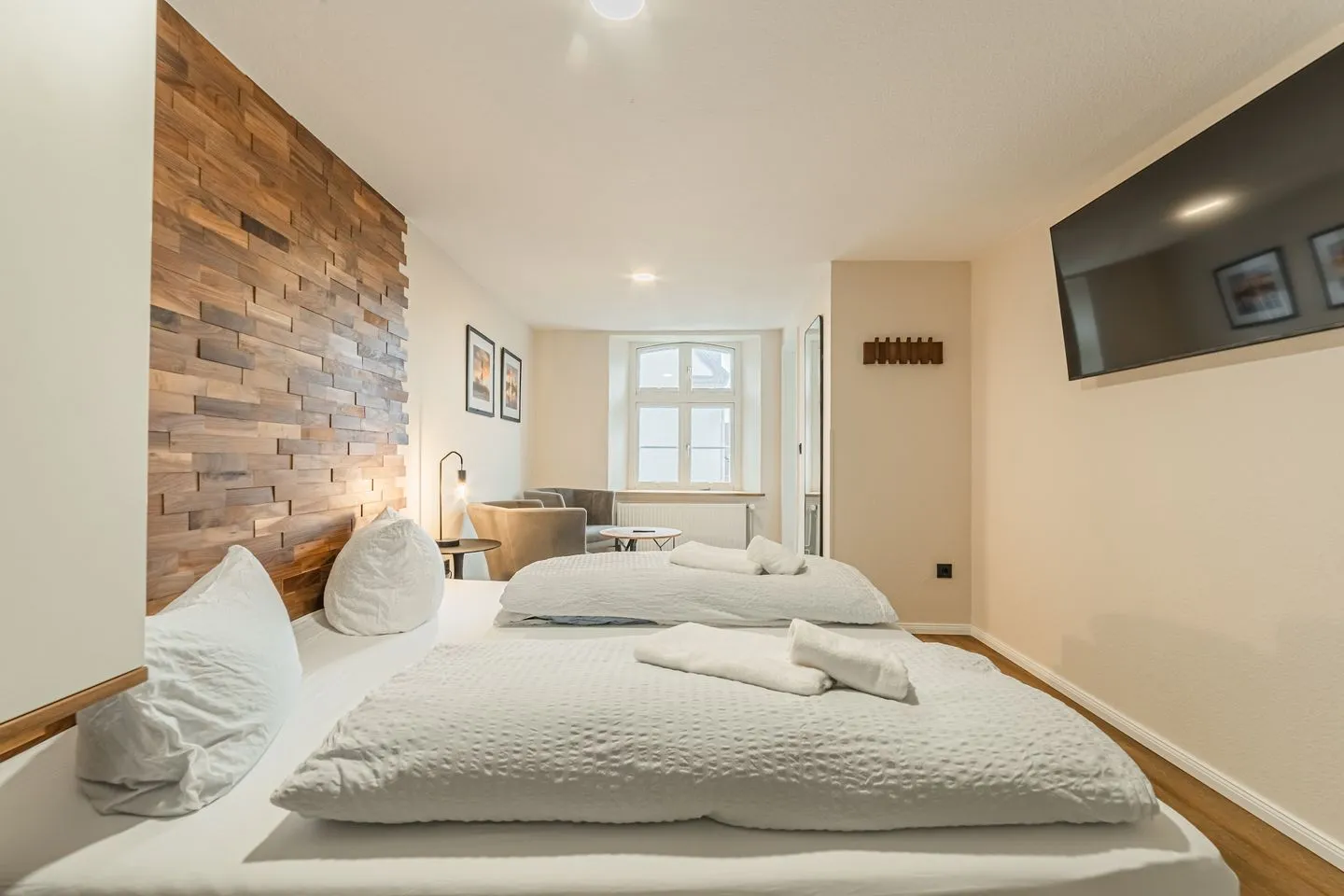 Hotel Seepferdchen | Zimmer 2 | Eckernförde Eckernförde - Schlafzimmer