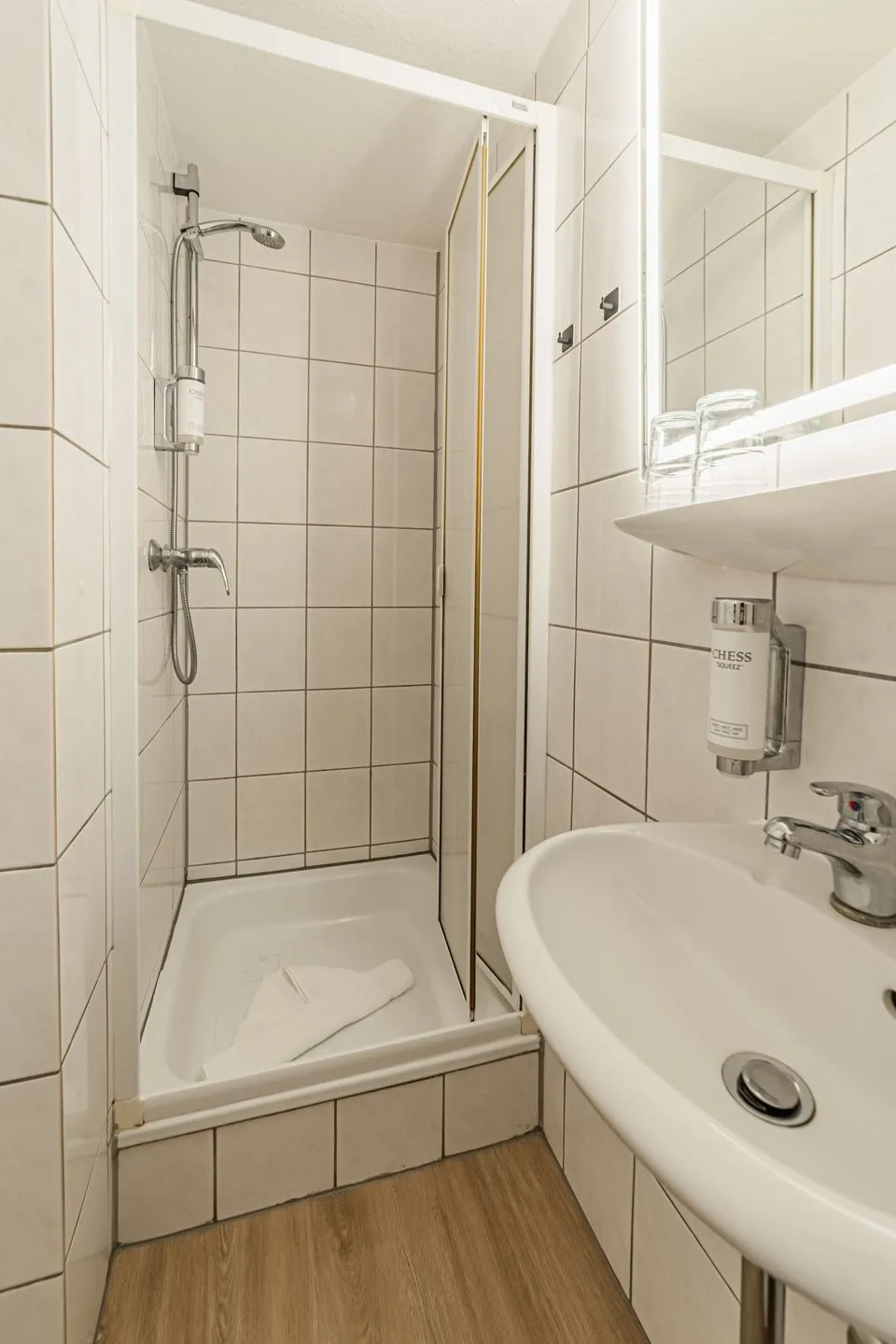 Hotel Seepferdchen | Zimmer 4 | Eckernförde Eckernförde - Badezimmer