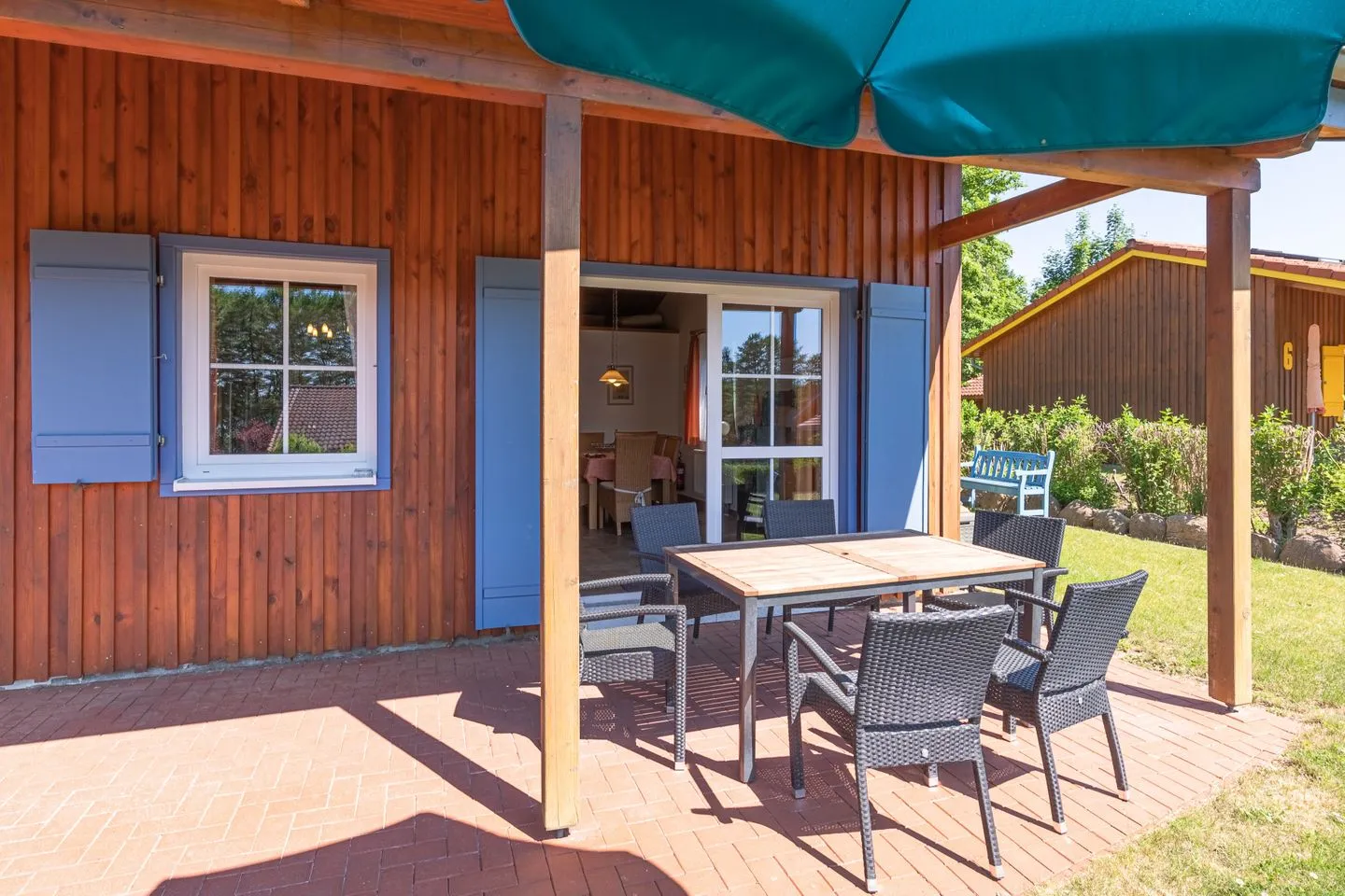 Himmelblau Jabel - Ferienhaus Himmelblau in Jabel Blick auf die Terasse