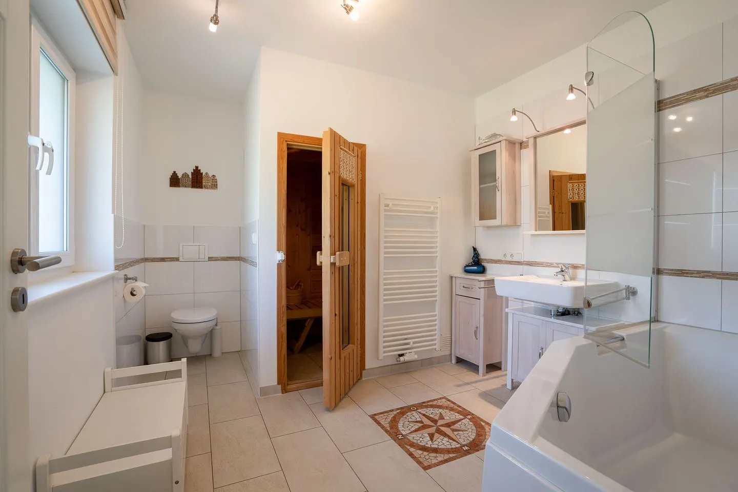(BIR14) Ferienhaus am Birkenweg Niendorf - Badezimmer