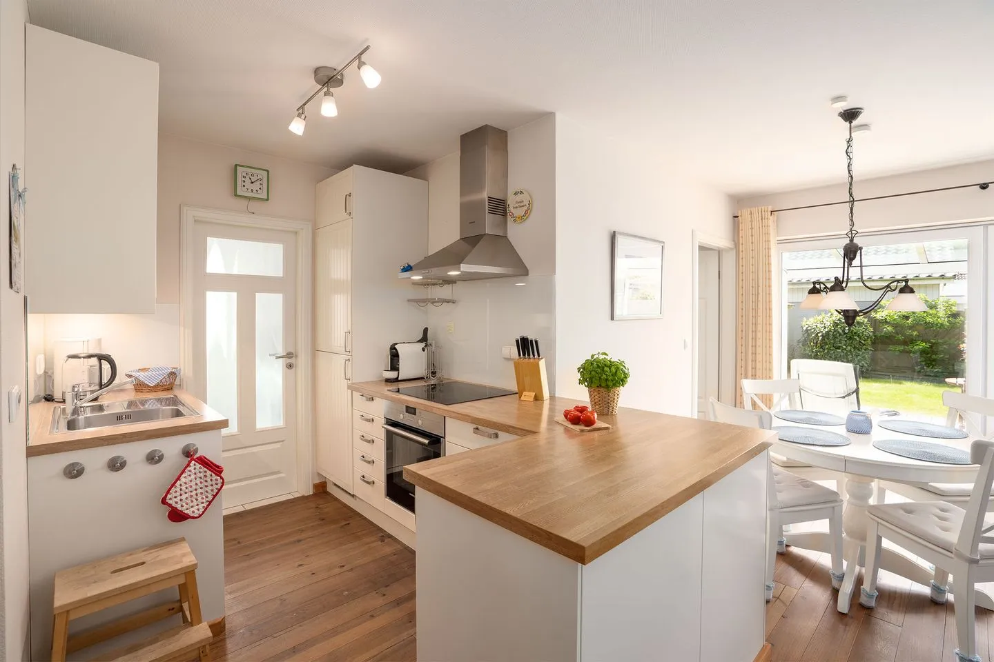 (BIR14) Ferienhaus am Birkenweg Niendorf - Küche / Küchenzeile