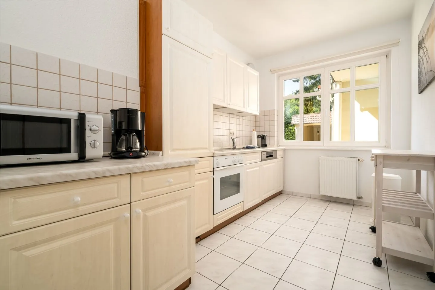 Strandgut Malchow - Ferienwohnung Strandgut Blick in die Küche